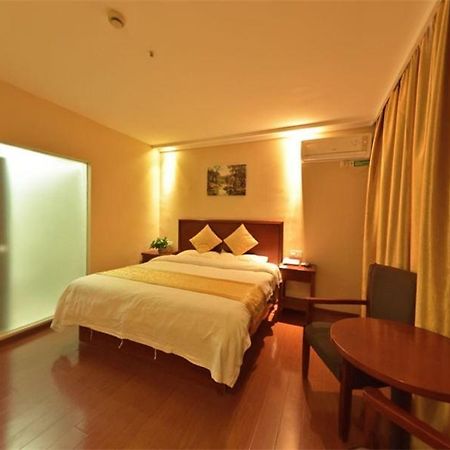 Greentree Inn Shanghai Songjiang District Yanshou Road Li Ta Express Hotel Zhujing エクステリア 写真